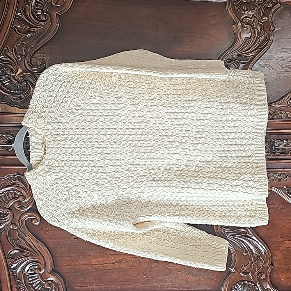 Handknit irish wool sweater S